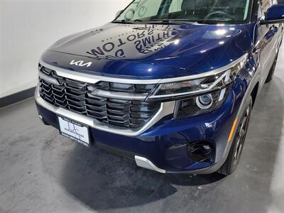 2024 Kia Seltos EX  AWD - Photo 9 - Rochelle, IL 61068