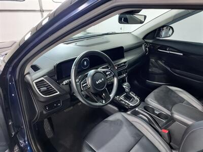 2024 Kia Seltos EX  AWD - Photo 14 - Rochelle, IL 61068
