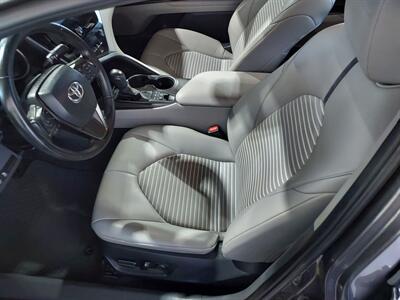 2023 Toyota Camry Hybrid SE   - Photo 14 - Rochelle, IL 61068
