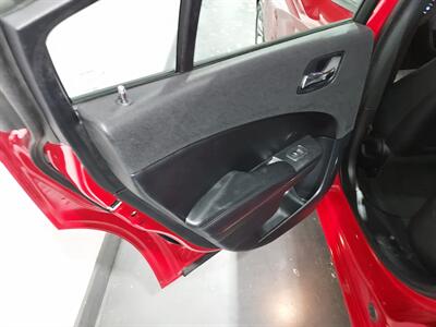 2012 Dodge Charger SE   - Photo 19 - Rochelle, IL 61068