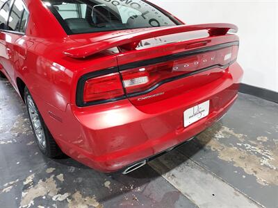 2012 Dodge Charger SE   - Photo 8 - Rochelle, IL 61068