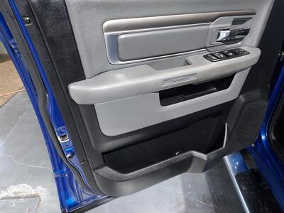 2015 RAM 1500 SLT  OUTDOORSMAN - Photo 17 - Rochelle, IL 61068
