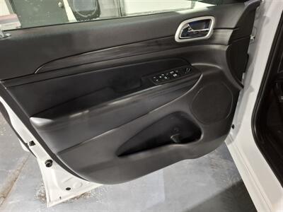 2021 Jeep Grand Cherokee Laredo X 4X4 V6 - Photo 24 - Rochelle, IL 61068