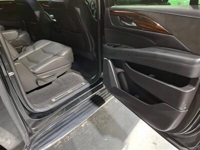 2016 Cadillac Escalade ESV Luxury Collection SUV 4X4 - Photo 13 - Rochelle, IL 61068