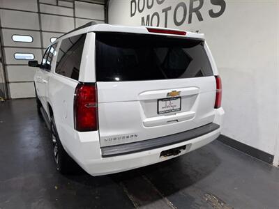 2018 Chevrolet Suburban LT  5.3 v8 4x4 - Photo 6 - Rochelle, IL 61068