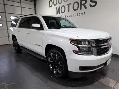 2018 Chevrolet Suburban LT  5.3 v8 4x4 - Photo 2 - Rochelle, IL 61068