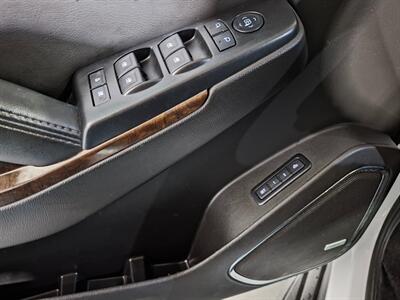 2018 Chevrolet Suburban LT  5.3 v8 4x4 - Photo 21 - Rochelle, IL 61068