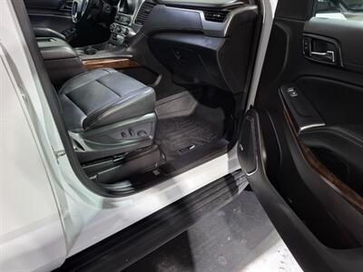 2018 Chevrolet Suburban LT  5.3 v8 4x4 - Photo 13 - Rochelle, IL 61068