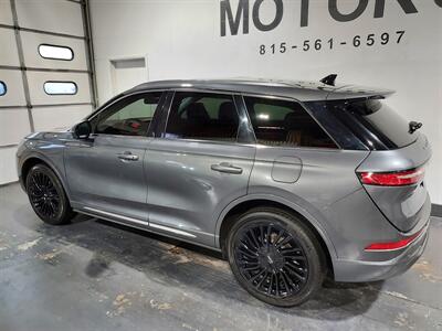 2021 Lincoln Corsair Reserve  AWD w/ TECH - Photo 4 - Rochelle, IL 61068