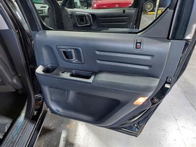 2013 Honda Ridgeline Sport   - Photo 28 - Rochelle, IL 61068