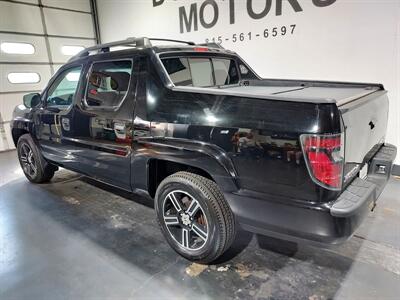 2013 Honda Ridgeline Sport   - Photo 8 - Rochelle, IL 61068