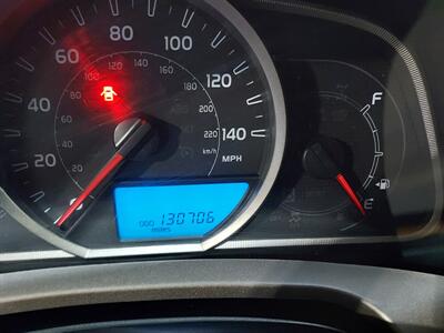 2014 Toyota RAV4 XLE  AWD - Photo 13 - Rochelle, IL 61068