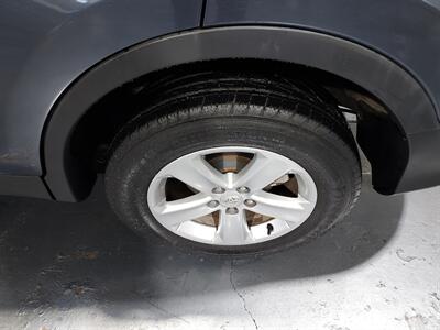 2014 Toyota RAV4 XLE  AWD - Photo 30 - Rochelle, IL 61068