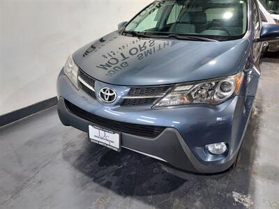 2014 Toyota RAV4 XLE  AWD - Photo 9 - Rochelle, IL 61068