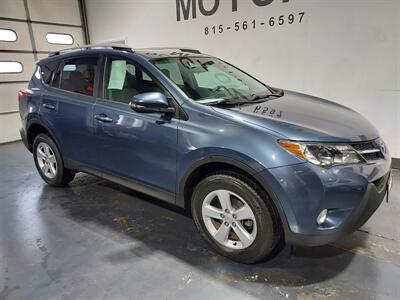 2014 Toyota RAV4 XLE  AWD - Photo 5 - Rochelle, IL 61068