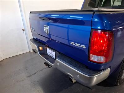 2018 RAM 1500 SLT BIGHORN 4X4   - Photo 10 - Rochelle, IL 61068