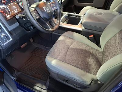 2018 RAM 1500 SLT BIGHORN 4X4   - Photo 11 - Rochelle, IL 61068