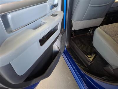 2018 RAM 1500 SLT BIGHORN 4X4   - Photo 13 - Rochelle, IL 61068