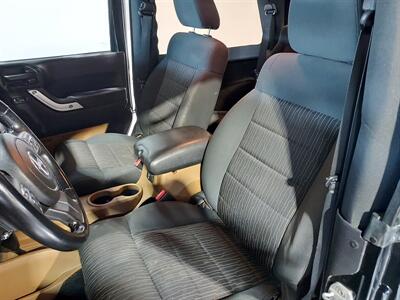 2012 Jeep Wrangler Sahara  2 DOOR - Photo 11 - Rochelle, IL 61068