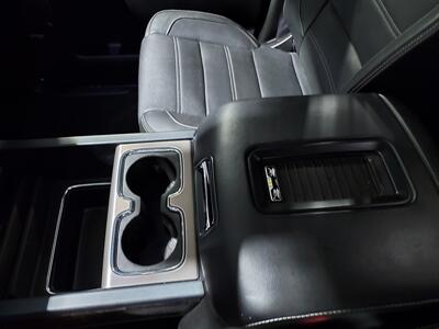 2016 GMC Sierra 2500 Denali CREW CAB DIESEL - Photo 38 - Rochelle, IL 61068