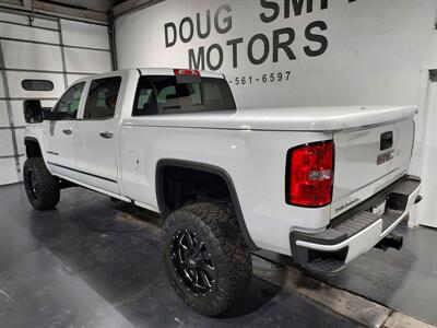 2016 GMC Sierra 2500 Denali CREW CAB DIESEL - Photo 5 - Rochelle, IL 61068