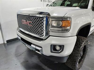 2016 GMC Sierra 2500 Denali CREW CAB DIESEL - Photo 6 - Rochelle, IL 61068