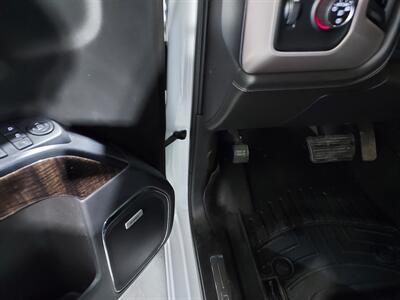 2016 GMC Sierra 2500 Denali CREW CAB DIESEL - Photo 32 - Rochelle, IL 61068