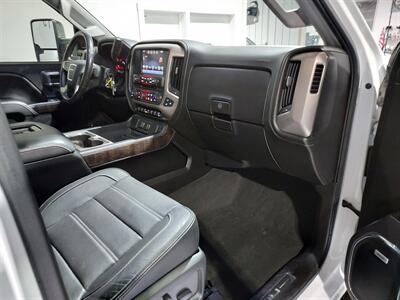 2016 GMC Sierra 2500 Denali CREW CAB DIESEL - Photo 14 - Rochelle, IL 61068