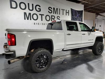 2016 GMC Sierra 2500 Denali CREW CAB DIESEL - Photo 10 - Rochelle, IL 61068