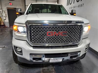 2016 GMC Sierra 2500 Denali CREW CAB DIESEL - Photo 11 - Rochelle, IL 61068