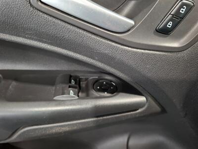 2014 Ford Transit Connect XLT Cargo - Photo 15 - Rochelle, IL 61068