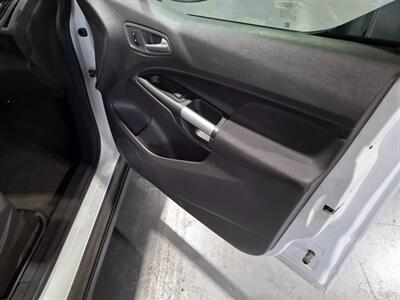 2014 Ford Transit Connect XLT Cargo - Photo 28 - Rochelle, IL 61068