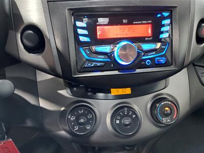 2009 Toyota RAV4 Sport   - Photo 15 - Rochelle, IL 61068
