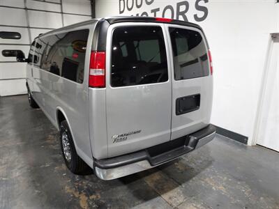 2017 Chevrolet Express LT 3500  15 passenger - Photo 6 - Rochelle, IL 61068