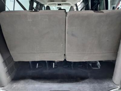 2017 Chevrolet Express LT 3500  15 passenger - Photo 22 - Rochelle, IL 61068