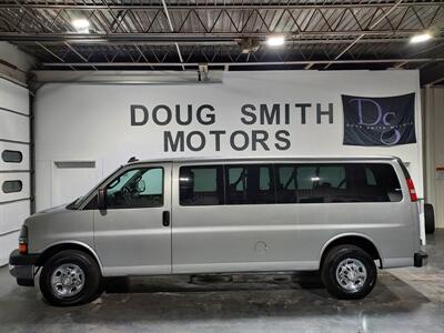 2017 Chevrolet Express LT 3500  15 passenger - Photo 1 - Rochelle, IL 61068