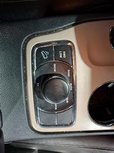 2014 Jeep Grand Cherokee Limited - Photo 16 - Rochelle, IL 61068
