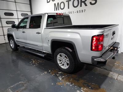2015 GMC Sierra 1500 SLT   - Photo 4 - Rochelle, IL 61068