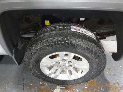 2015 GMC Sierra 1500 SLT   - Photo 25 - Rochelle, IL 61068