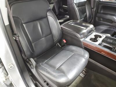 2015 GMC Sierra 1500 SLT   - Photo 16 - Rochelle, IL 61068