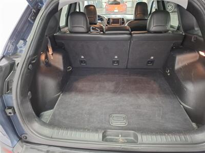 2020 Jeep Cherokee Latitude Plus 4WD   - Photo 15 - Rochelle, IL 61068