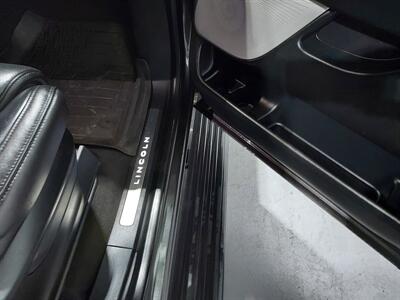 2018 Lincoln Navigator L Reserve  4WD - Photo 18 - Rochelle, IL 61068