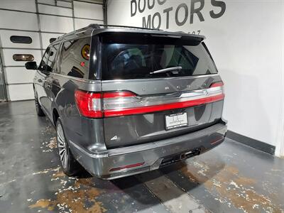2018 Lincoln Navigator L Reserve  4WD - Photo 10 - Rochelle, IL 61068