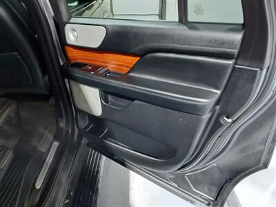 2018 Lincoln Navigator L Reserve  4WD - Photo 17 - Rochelle, IL 61068