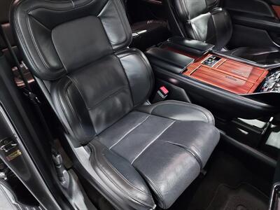 2018 Lincoln Navigator L Reserve  4WD - Photo 14 - Rochelle, IL 61068