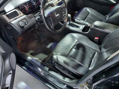 2008 Chevrolet Impala SS  SEDAN - Photo 12 - Rochelle, IL 61068