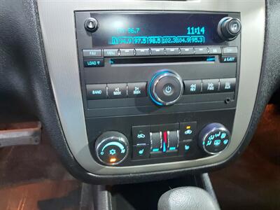 2008 Chevrolet Impala SS  SEDAN - Photo 20 - Rochelle, IL 61068