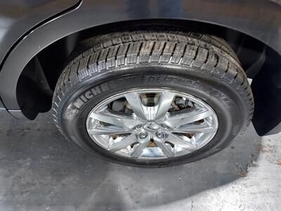 2013 Ford Edge SEL  AWD WITH LEATHER - Photo 28 - Rochelle, IL 61068