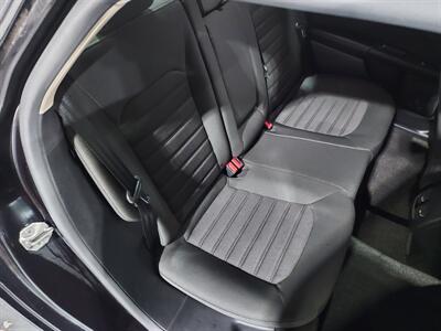 2020 Ford Fusion SE  awd - Photo 12 - Rochelle, IL 61068