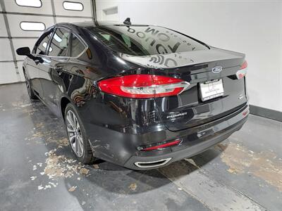 2020 Ford Fusion SE  awd - Photo 6 - Rochelle, IL 61068